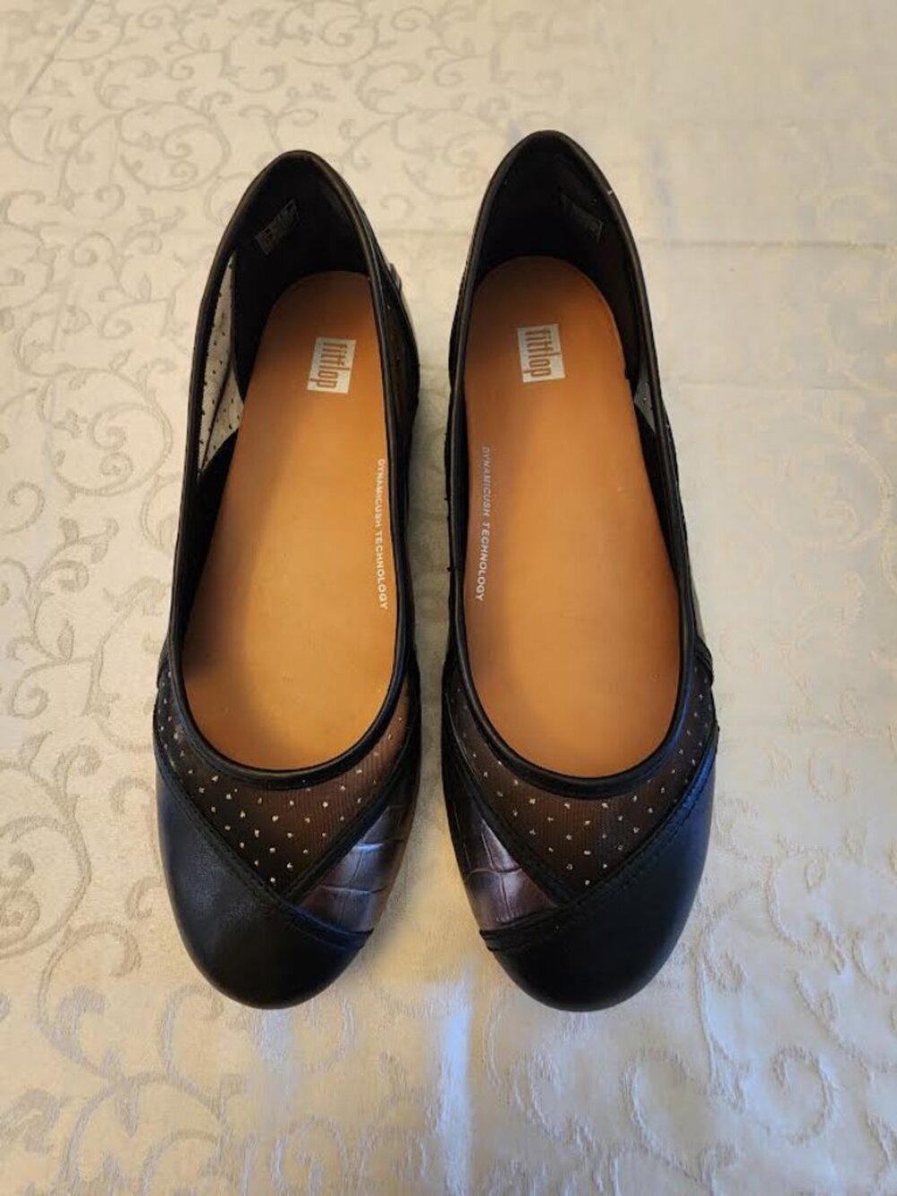 FITFLOP SIZE 8M BLACK GRAY GOLD LEATHER FLATS